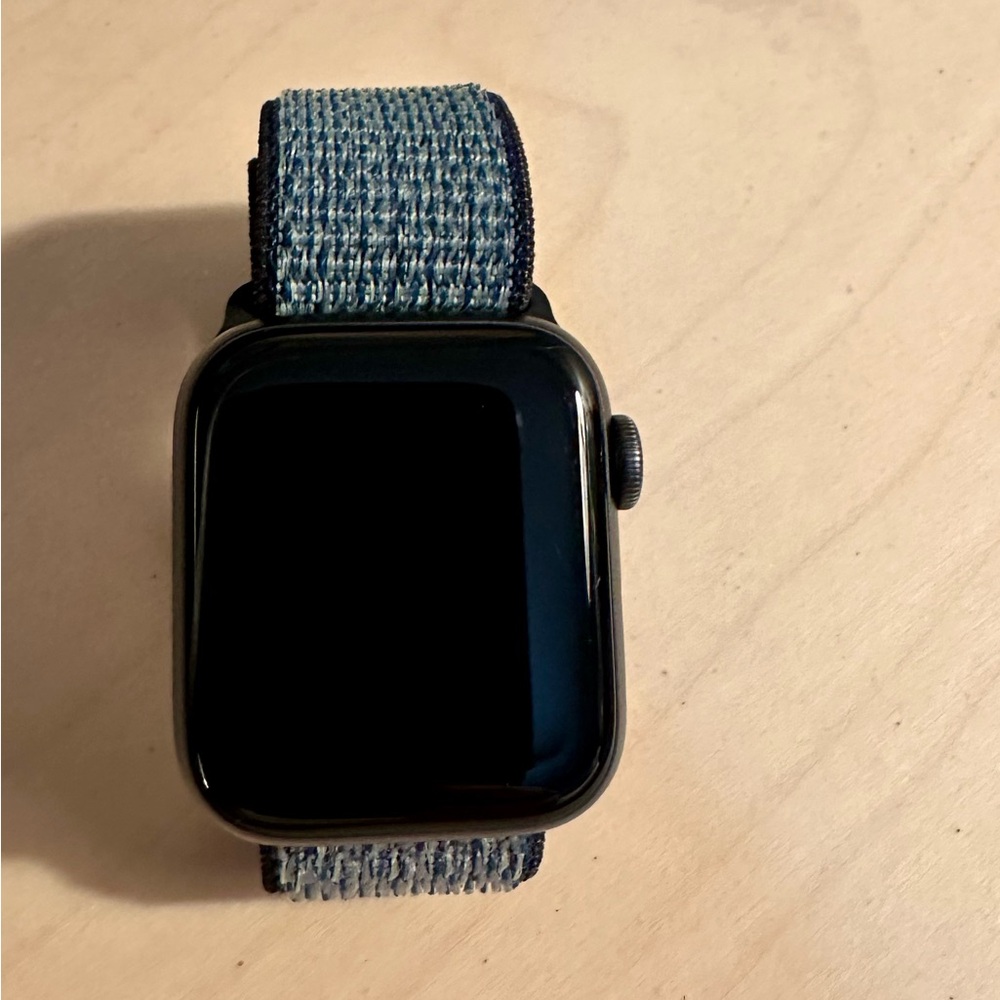 Apple Watch Series 5 with Sport Loop